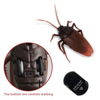 Trick Electric Cockroach Pet RC Simulation Animal Robotic Remote Control Ant Toy Halloween Xmas Mini Gift for Adult Prank Insect